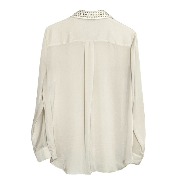 T TAHARI STUDDED LONG SLEEVED BUTTON DOWN CREAM SHIRT BLOUSE SZ L - Picture 5 of 5